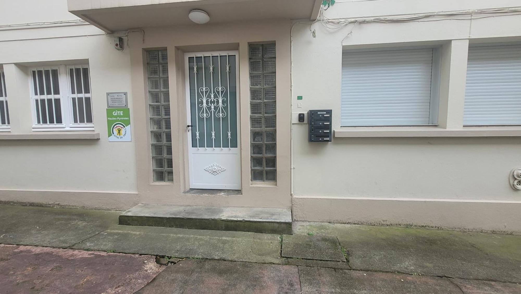 Ravissant T3 Neuf - Passage Rexhotel Tarbes Ngoại thất bức ảnh